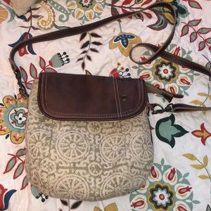 Myra crossbody